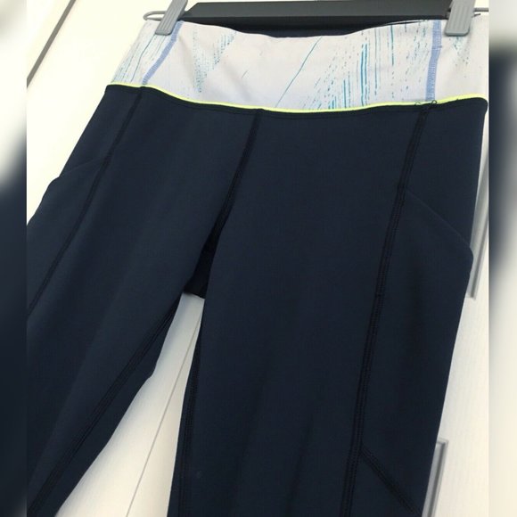 LULULEMON Speed Tight IV Inkwell Navy Gray Waistband Yoga Legging Size 4 - Picture 3 of 10